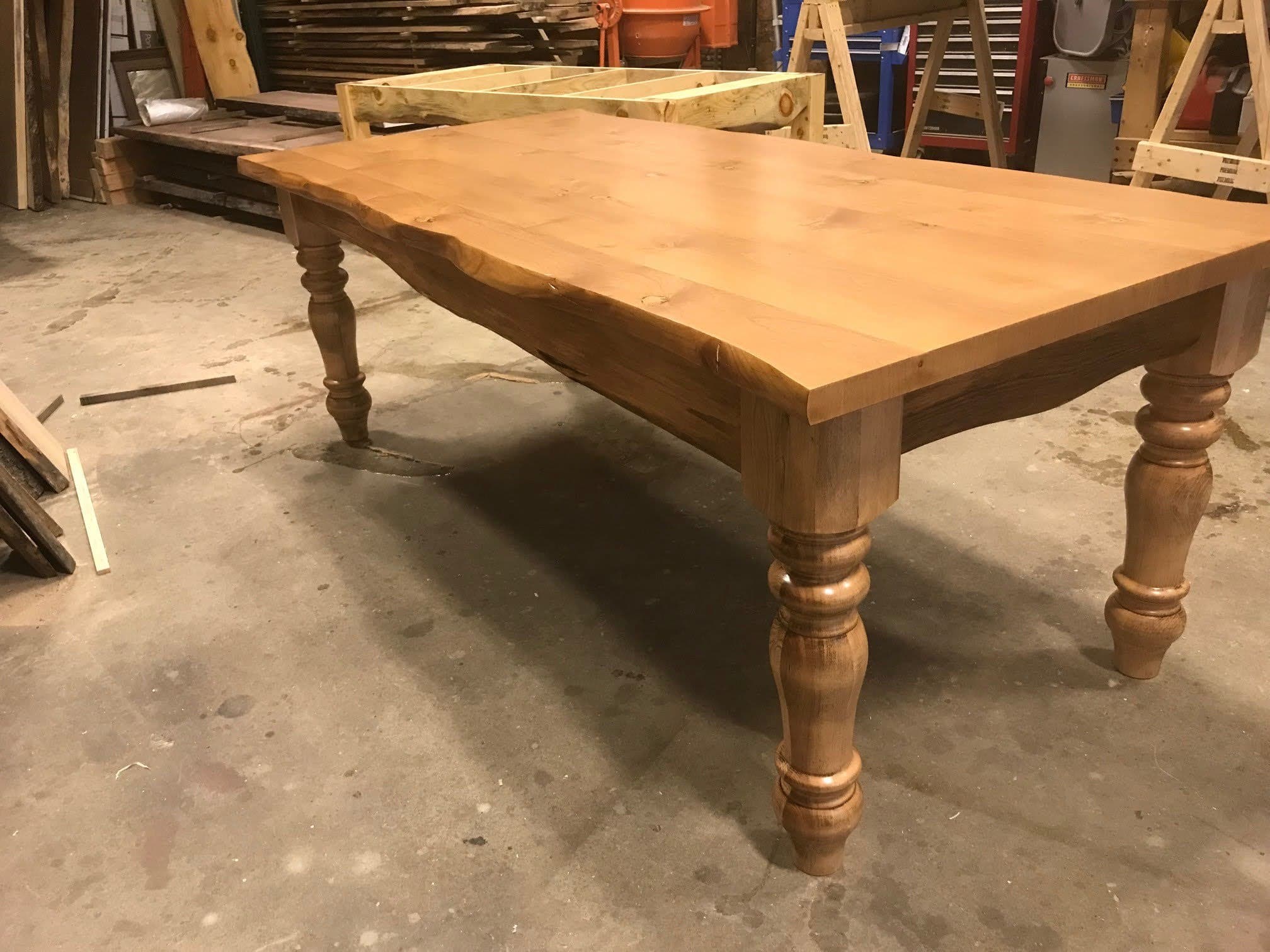 Alder custom table example