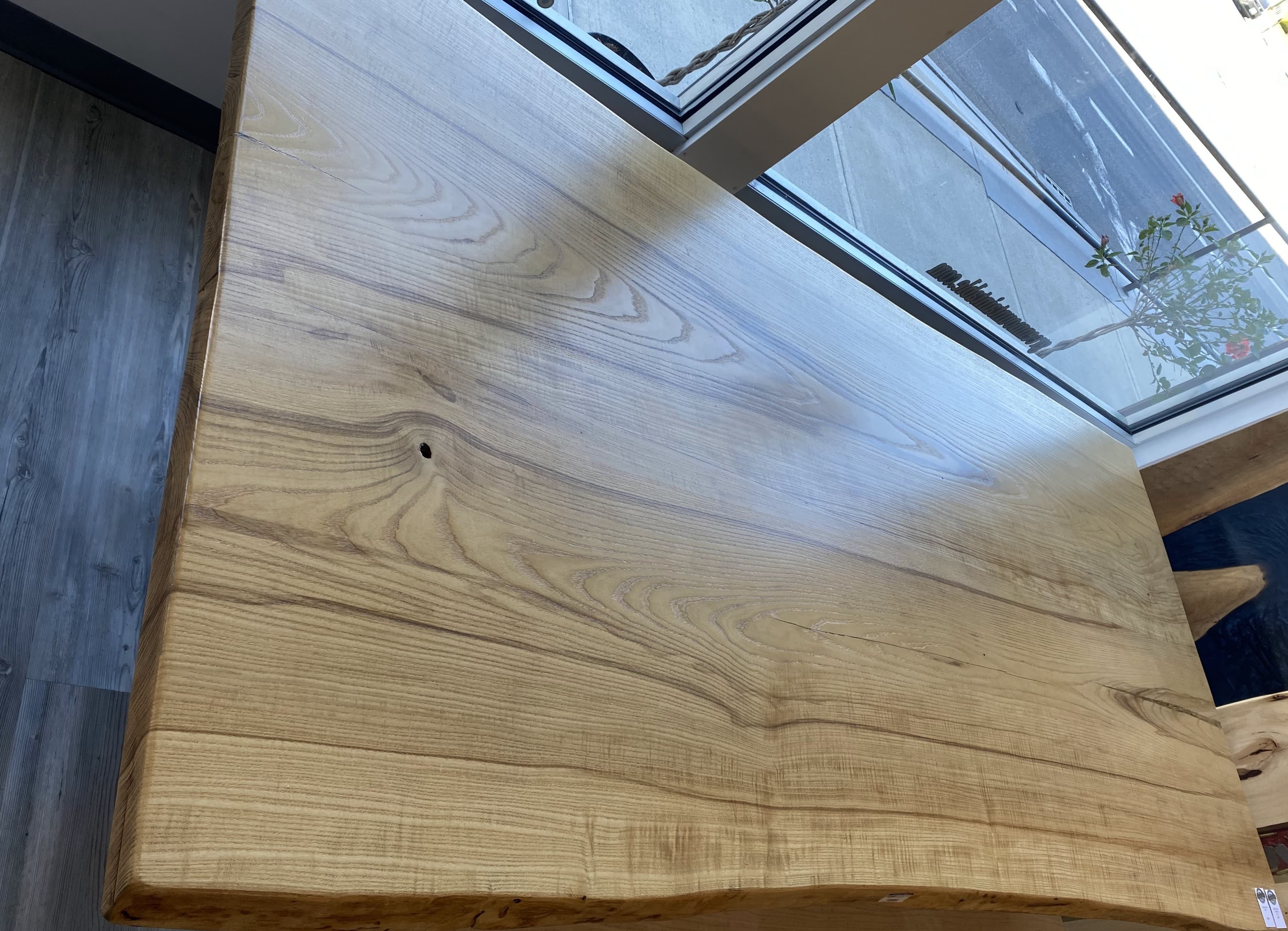 Ash custom table example